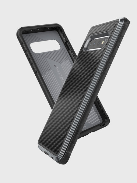 Luxurious Case for Samsung Galaxy S10. Raptic Lux in black carbon fiber.
