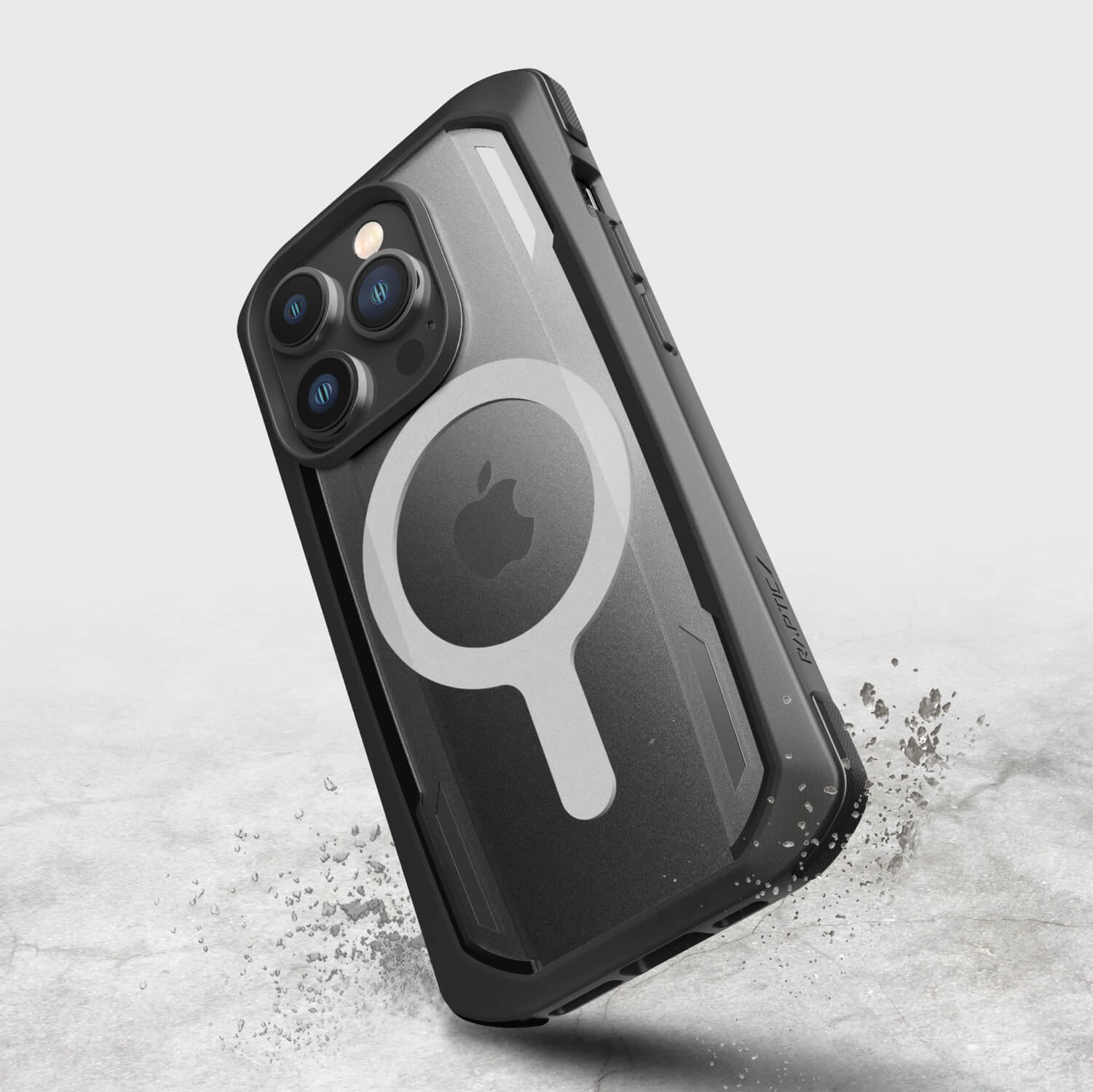 The iPhone 14 Pro Case by Raptic has a camera on it.