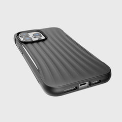 A pocket-friendly iPhone 14/15 Pro Max case with drop protection, the Clutch by Raptic.